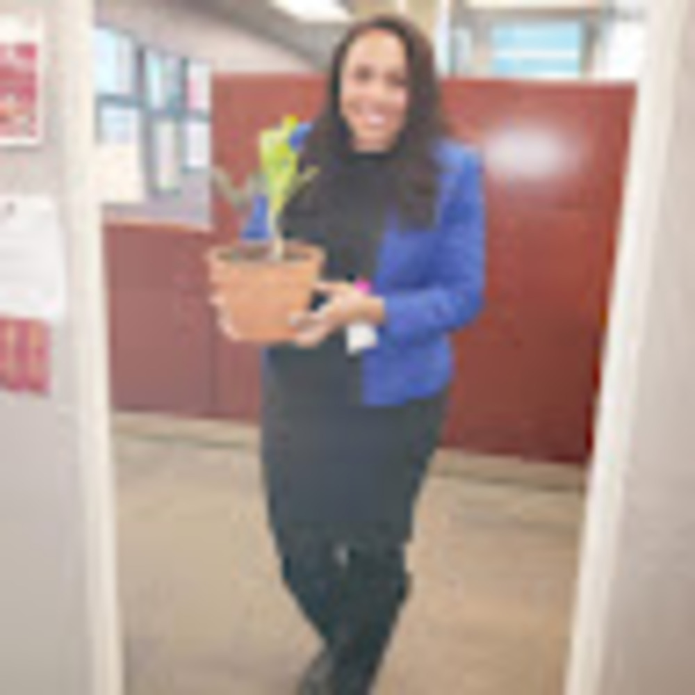 Meet your Posher, Dionne